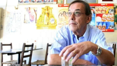 Francisco "Pancho" Camargo trabalhou por décadas na Gazeta do Povo, além de ter passado por diversos veículos de comunicação, como Correio de Notícias, Tribuna do Paraná e O Estado do Paraná.