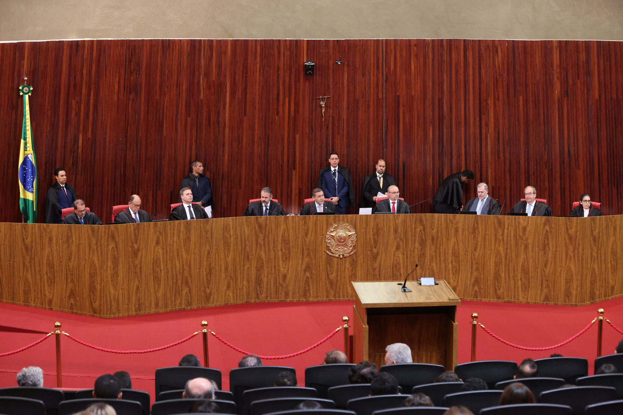 TSE extingue ação do PT sobre revisão do cálculo do Fundo Eleitoral