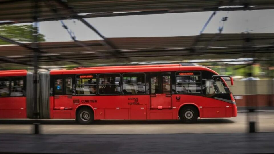 Edital do transporte coletivo sai após meses de disputa judicial com sindicato de ônibus