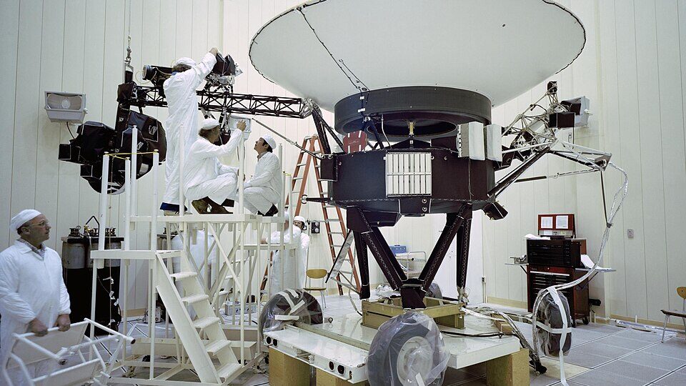 20 de agosto na história: Primavera de Praga, Voyager 2 e outros fatos marcantes - QTU Questões do Universo
