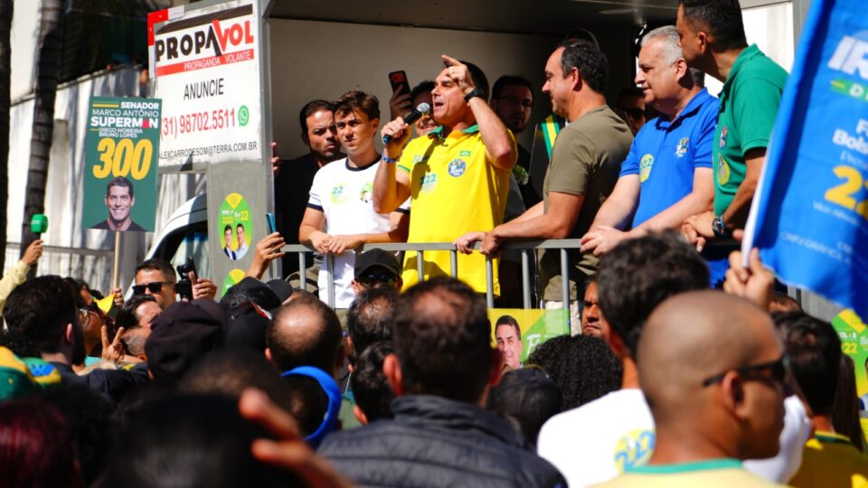 PF investiga suposta fraude na filiação de Flávio Bolsonaro ao Missão