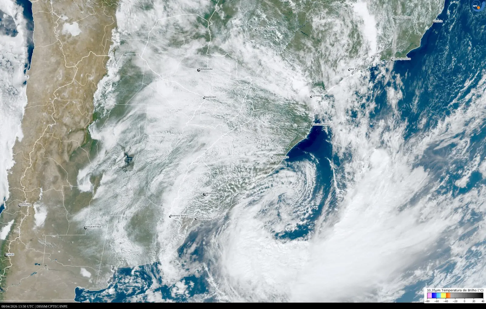 Imagem do satélite GOES referente a um ciclone extratropical, formado em abril de 2026.