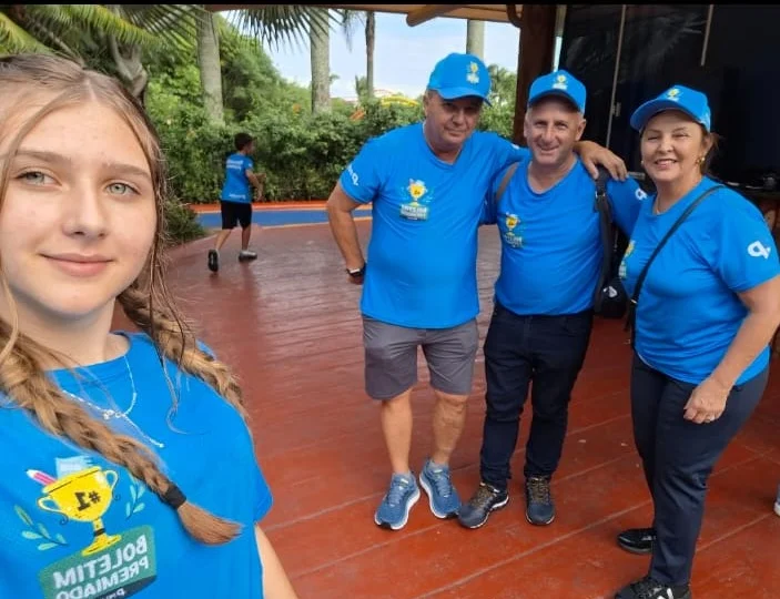 Estudante paranaense de 15 anos participa de intercâmbio de cinco meses em Perth, na Austrália.