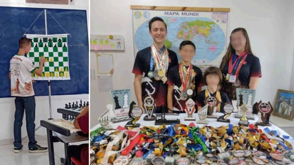 As crianças da família aprendem a jogar xadrez desde cedo e são incentivadas a participar de torneios.