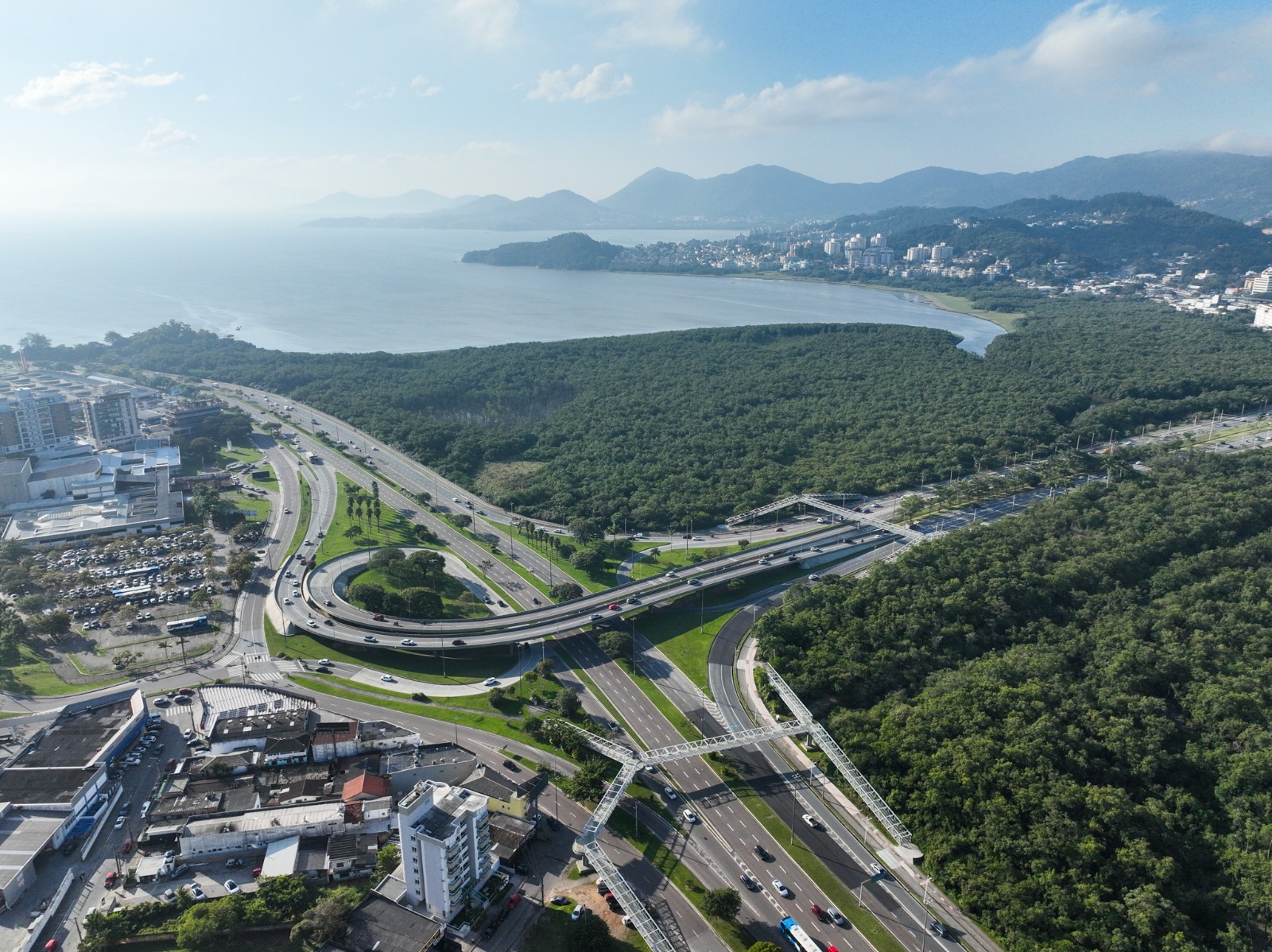 Oposição diz que novo viaduto pode apenas empurrar congestionamento em Florianópolis