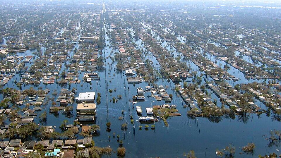 25 de agosto na história: Katrina, a libertação de Paris e outros fatos marcantes