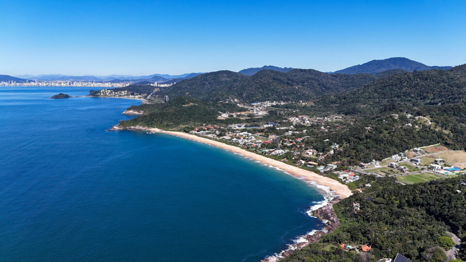 Bairro de Balneário Camboriú aposta em IA e 300 câmeras para ser o mais seguro do país