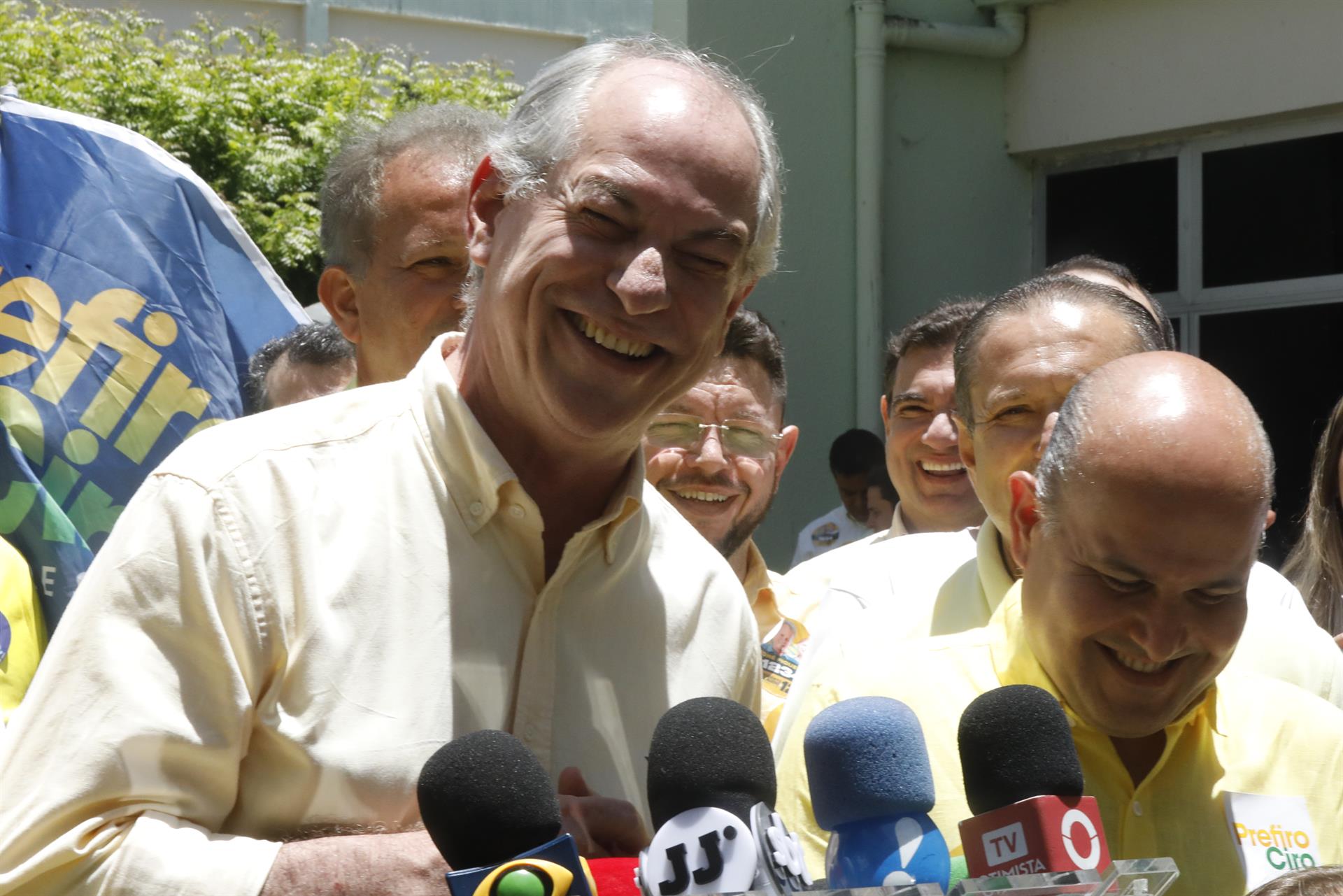 Ciro Gomes chama Renan Santos de “talento”, mas diz que “falta maturidade”