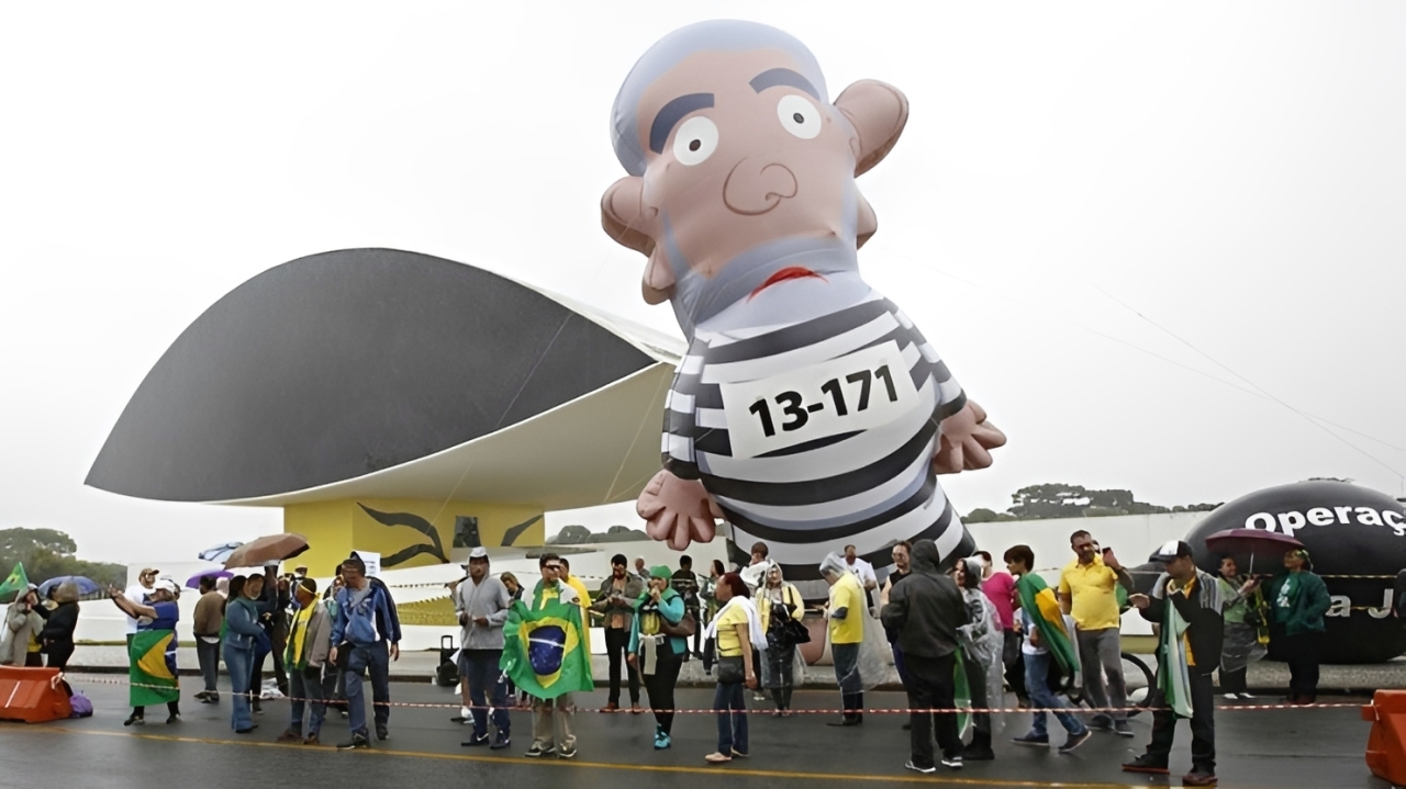 Viva o Pixuleco: Lula precisa voltar a ser uma piada
