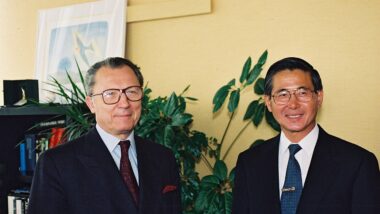 A trajetória política de Alberto Fujimori terminou marcada por acusações de violações de direitos humanos.