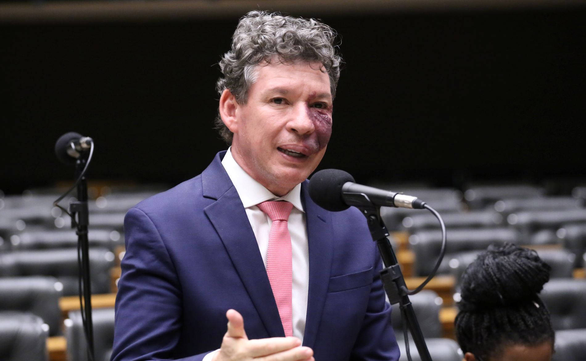 Motta indica deputado do PT para presidir comissão sobre fim da taxa das blusinhas