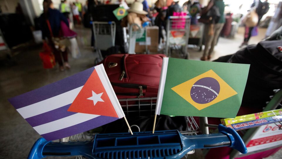 Justiça dos EUA rejeita recurso e agência deve liberar dados do Mais Médicos em ação sobre o Brasil - QTU Questões do Universo