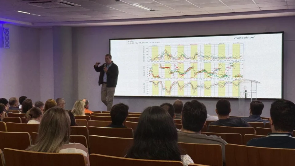 Nova rede meteorológica da Amfri prevê 38 estações em 11 municípios do litoral norte de Santa Catarina.