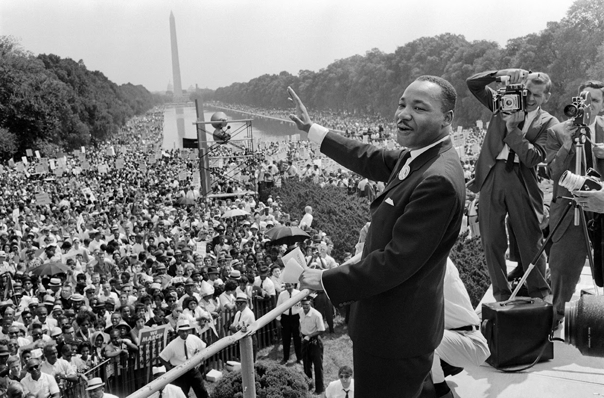 28 de agosto: Martin Luther King, desastre aéreo e outros fatos marcantes