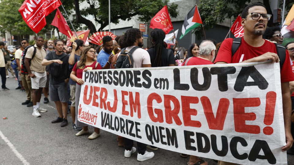 Maioria dos professores candidatos é de esquerda; veja a lista