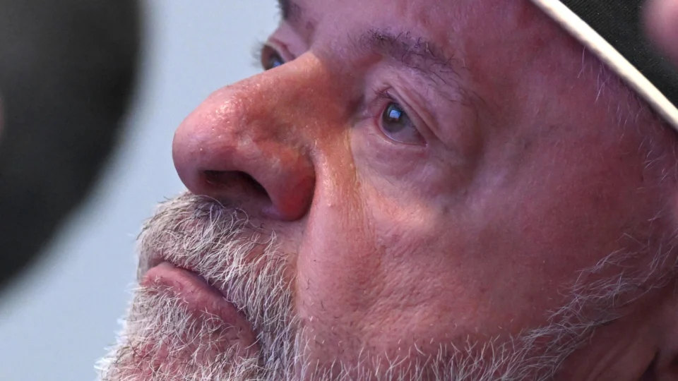 Lula reclama de sabatina no Jornal Nacional e diz que se preparou para falar das ações do governo