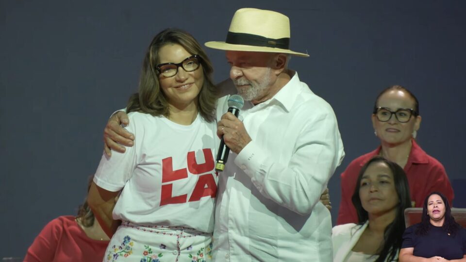 Lula comete gafe e confunde esposas: “Perdi a Janja depois de 45 anos de casado”