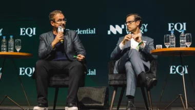 Estrategista Roberto Reis diz que o retorno das parcelas de dívidas renegociadas pode aumentar a pressão sobre o orçamento das famílias durante a campanha de 2026