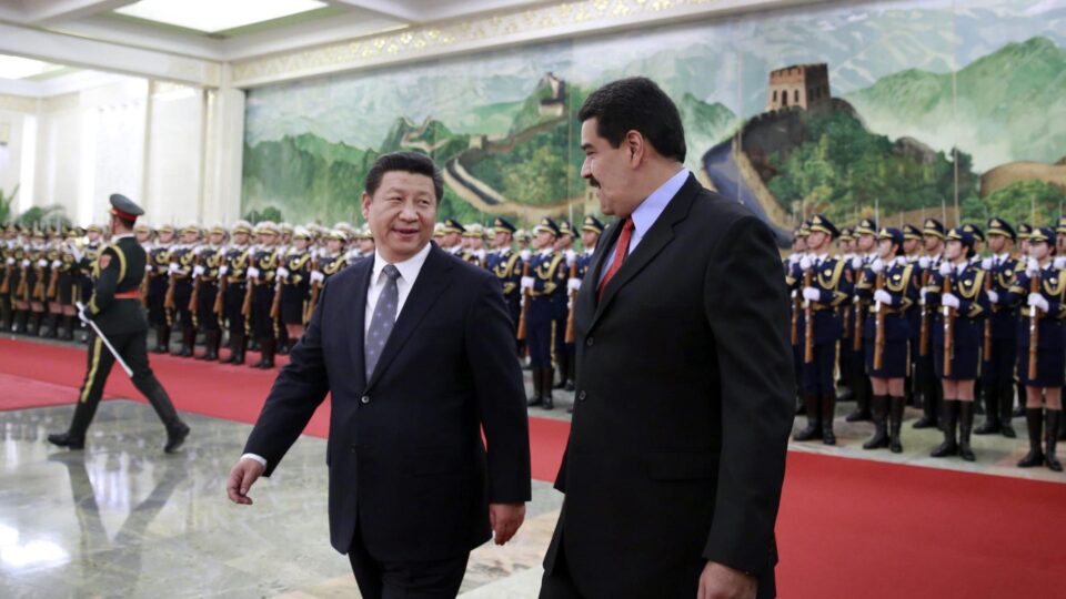 Como acordo entre EUA e Venezuela no setor do petróleo ameaça interesses da China