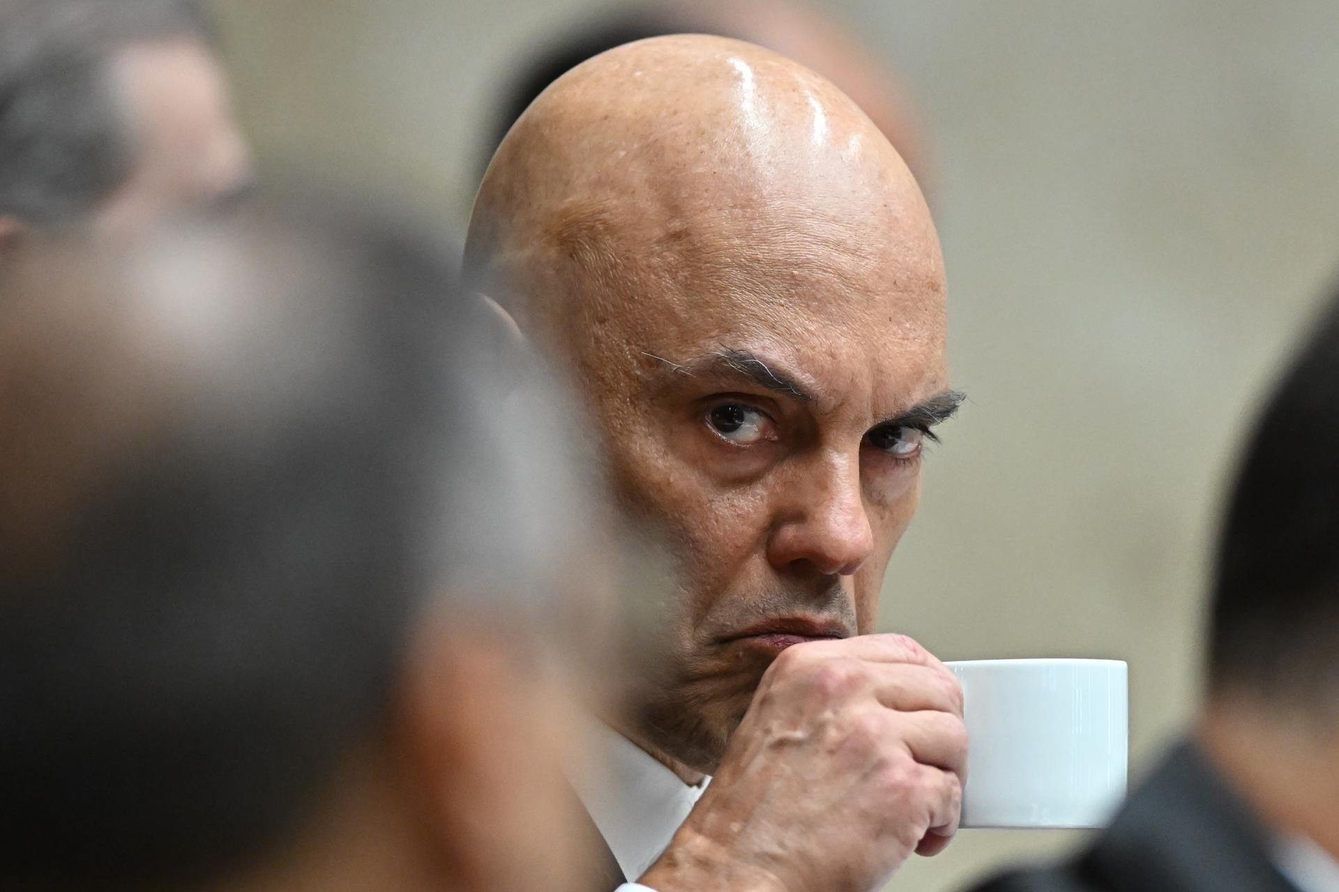 Vorcaro perguntou a Moraes se deveria “estar fora” dois dias antes de ser preso