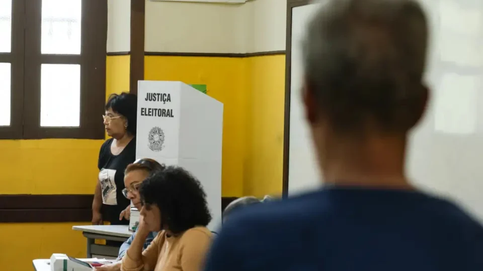 Eleitorado acima dos 60 anos aumenta no Brasil