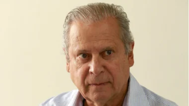 José Dirceu: candidatura a pedido de Lula.