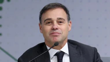 Fala ocorreu horas antes de o ministro levantar sigilo e expor conversas entre Moraes e Vorcaro.
