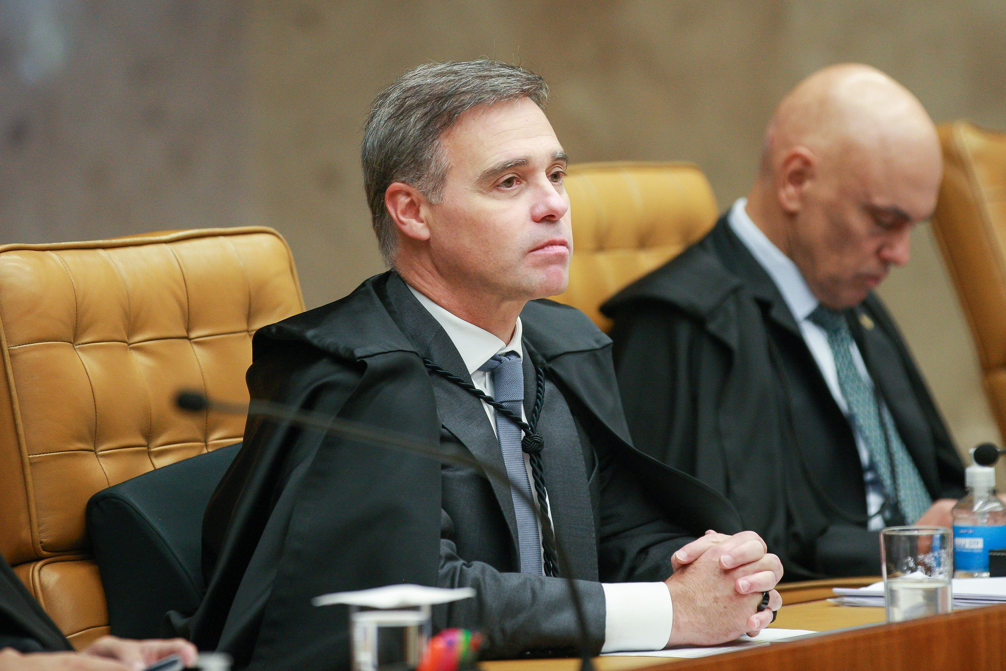 Mendonça avalia levar ao plenário do STF a investigação contra Moraes