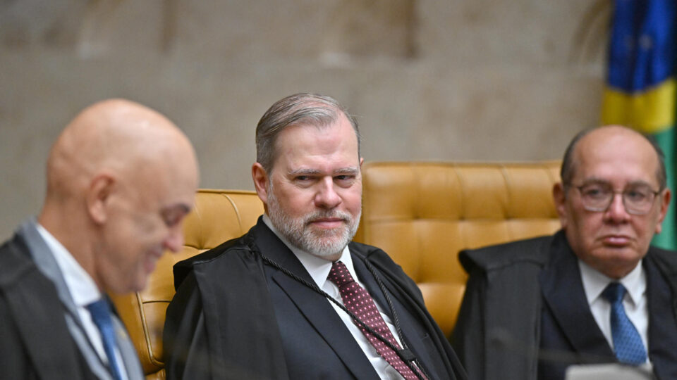 Gilmar Mendes visitou Lula no dia em que Mendonça tirou sigilo de mensagens para Moraes