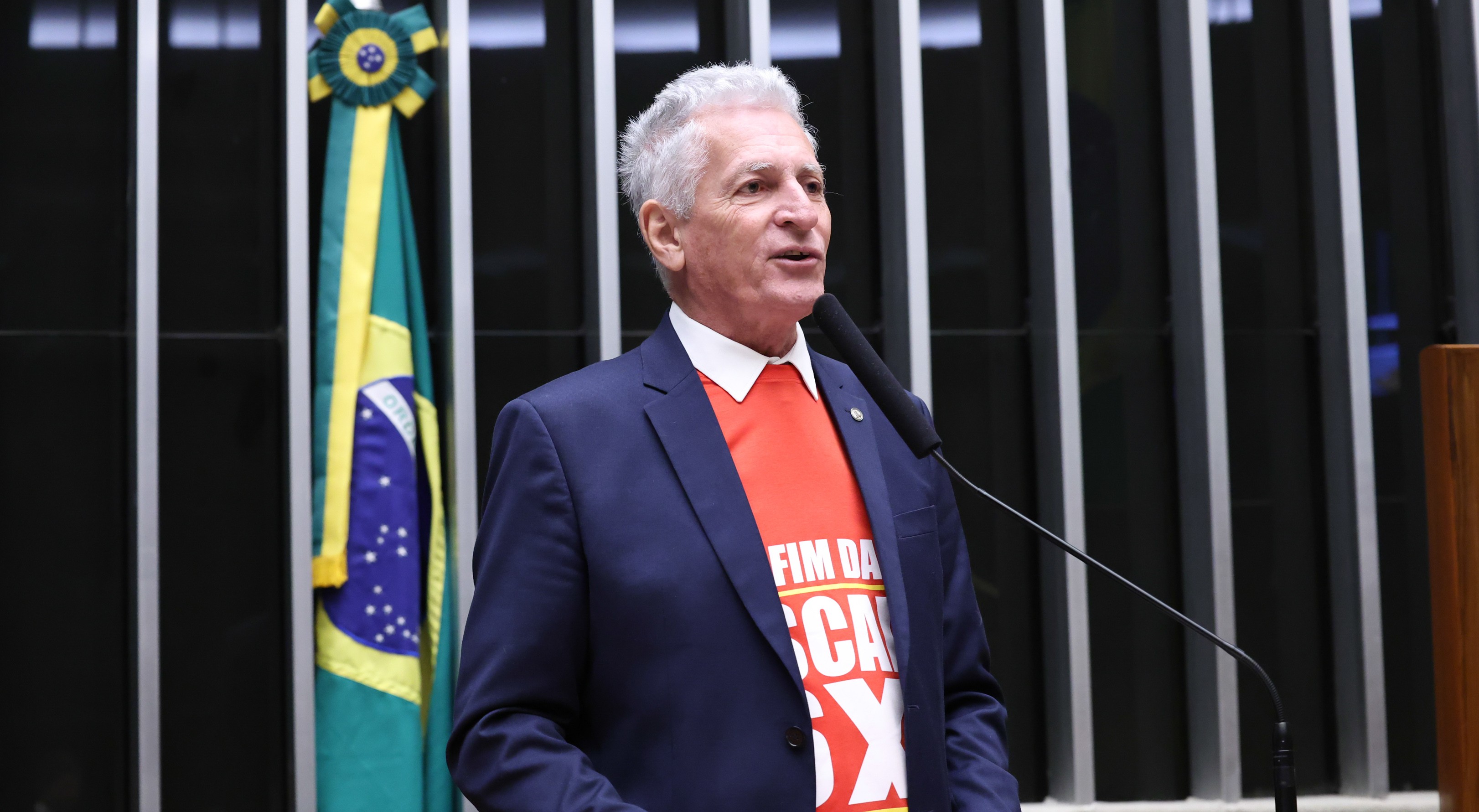 Justiça condena deputado petista por associar Carlos Viana às fraudes no INSS