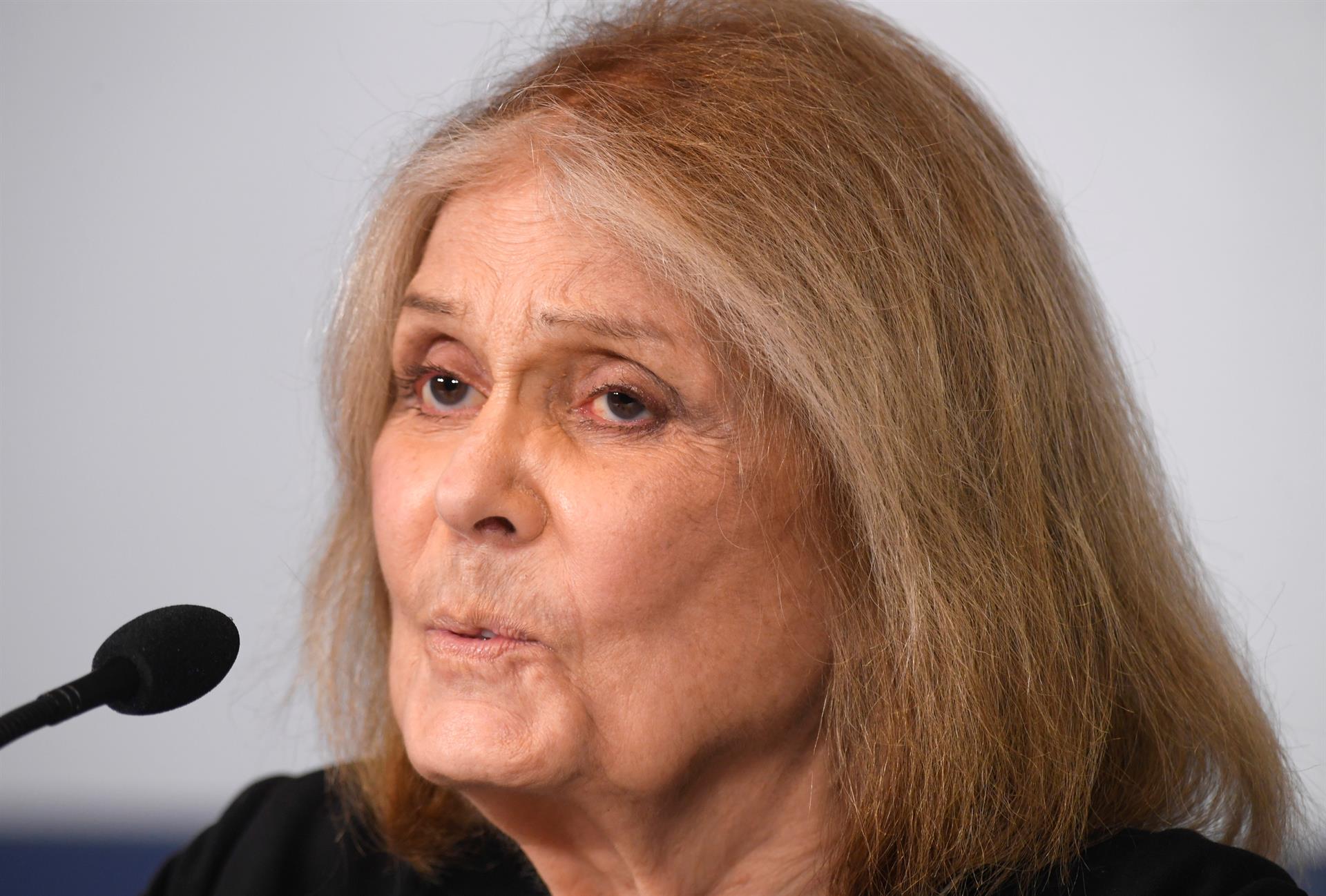 Morte de Gloria Steinem reacende disputa sobre seu legado feminista