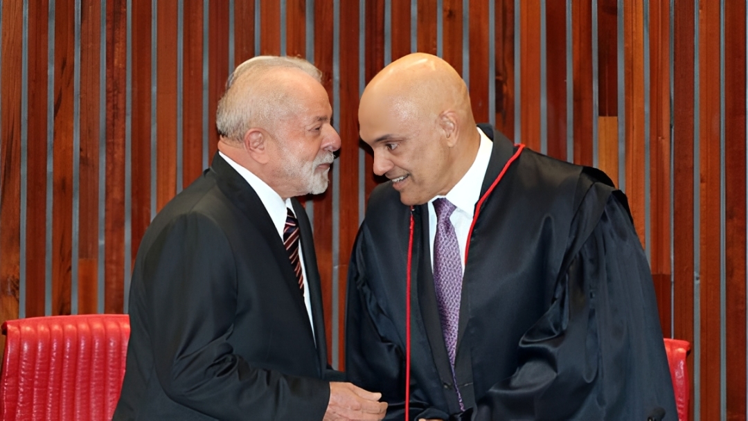 Lula procura se afastar de Moraes enquanto investe em enfraquecer Mendonça
