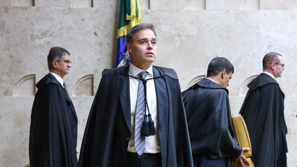 Mendonça fala em “honrar a confiança do povo” em meio a crise envolvendo Moraes