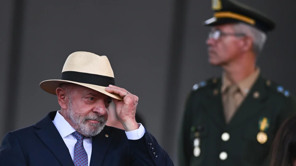 Lula afirma ter dito a Trump que Brasil não aceita interferência nas eleições