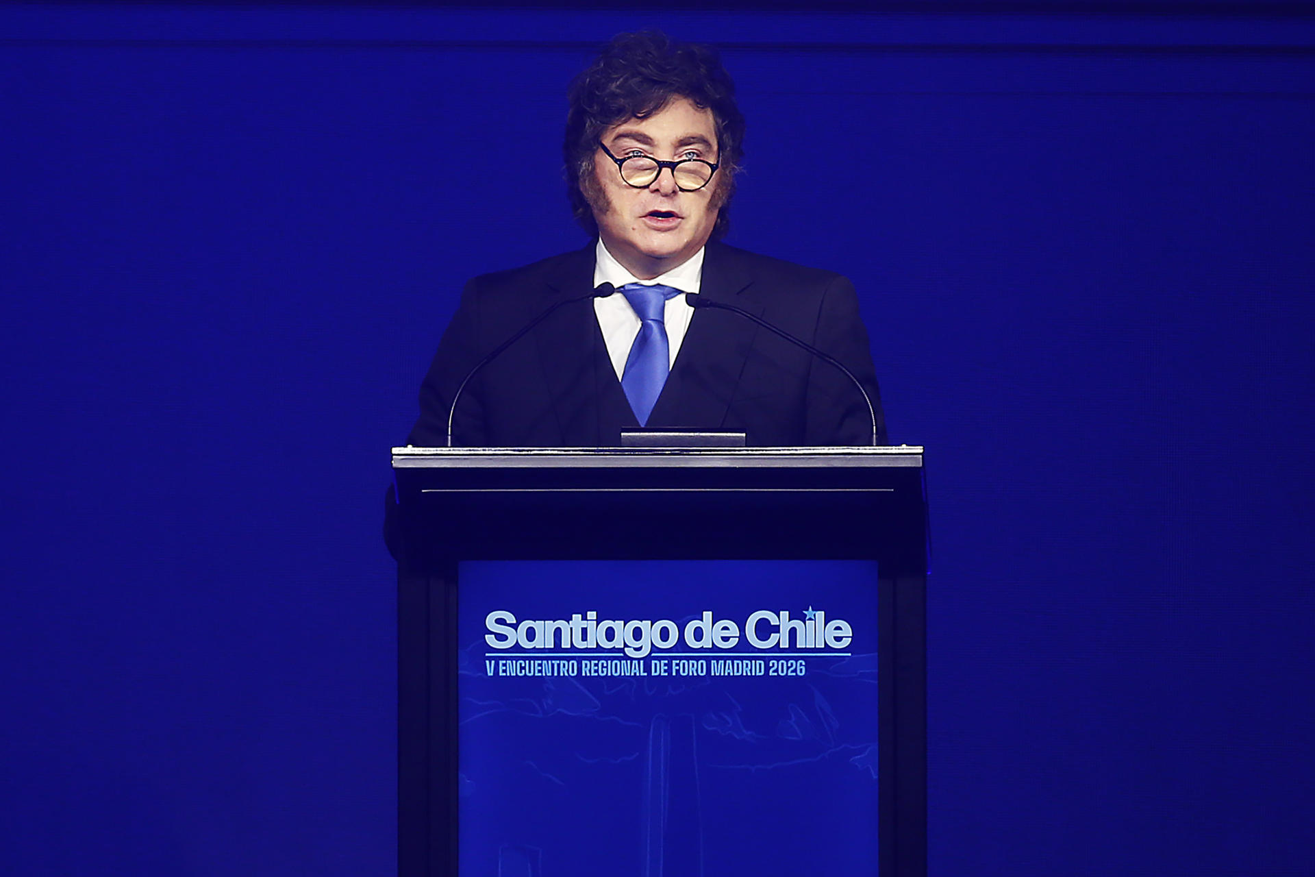 Milei publica decreto para aplicar sanções contra empresas ligadas à exploração de petróleo nas Malvinas