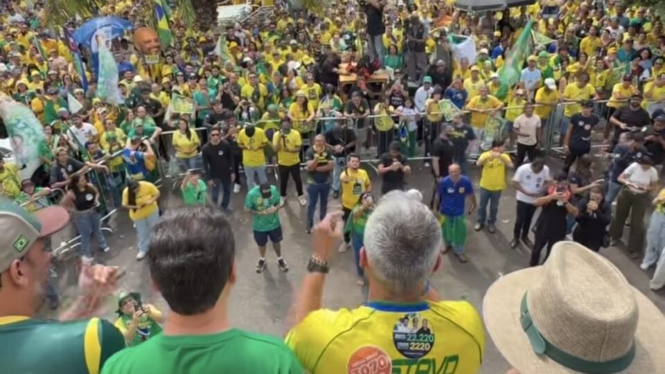 Direita realiza atos em ao menos 15 cidades pelo impeachment de Moraes