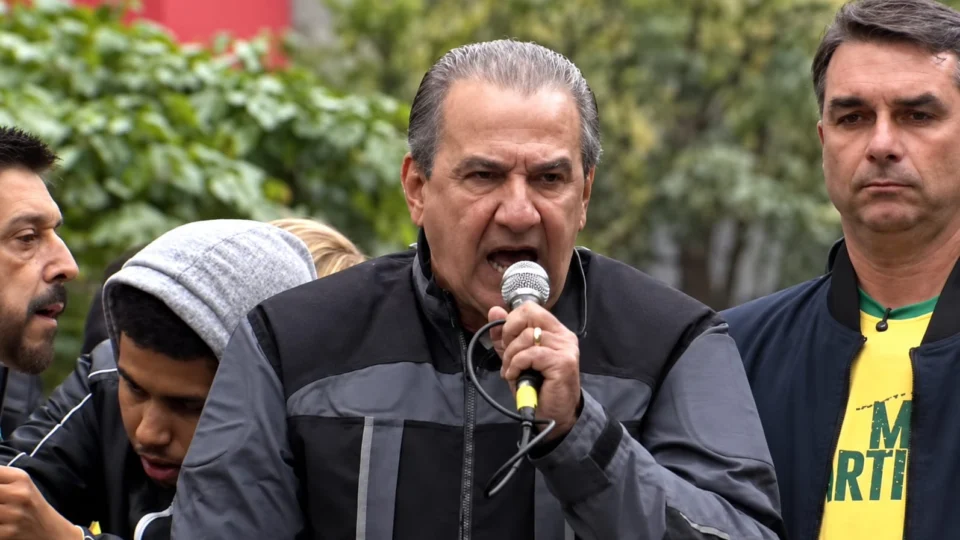Silas Malafaia na Paulista: "Se Alexandre diz que Débora [do Batom] é criminosa por mensagens secretas, o que é Alexandre de Moraes?"