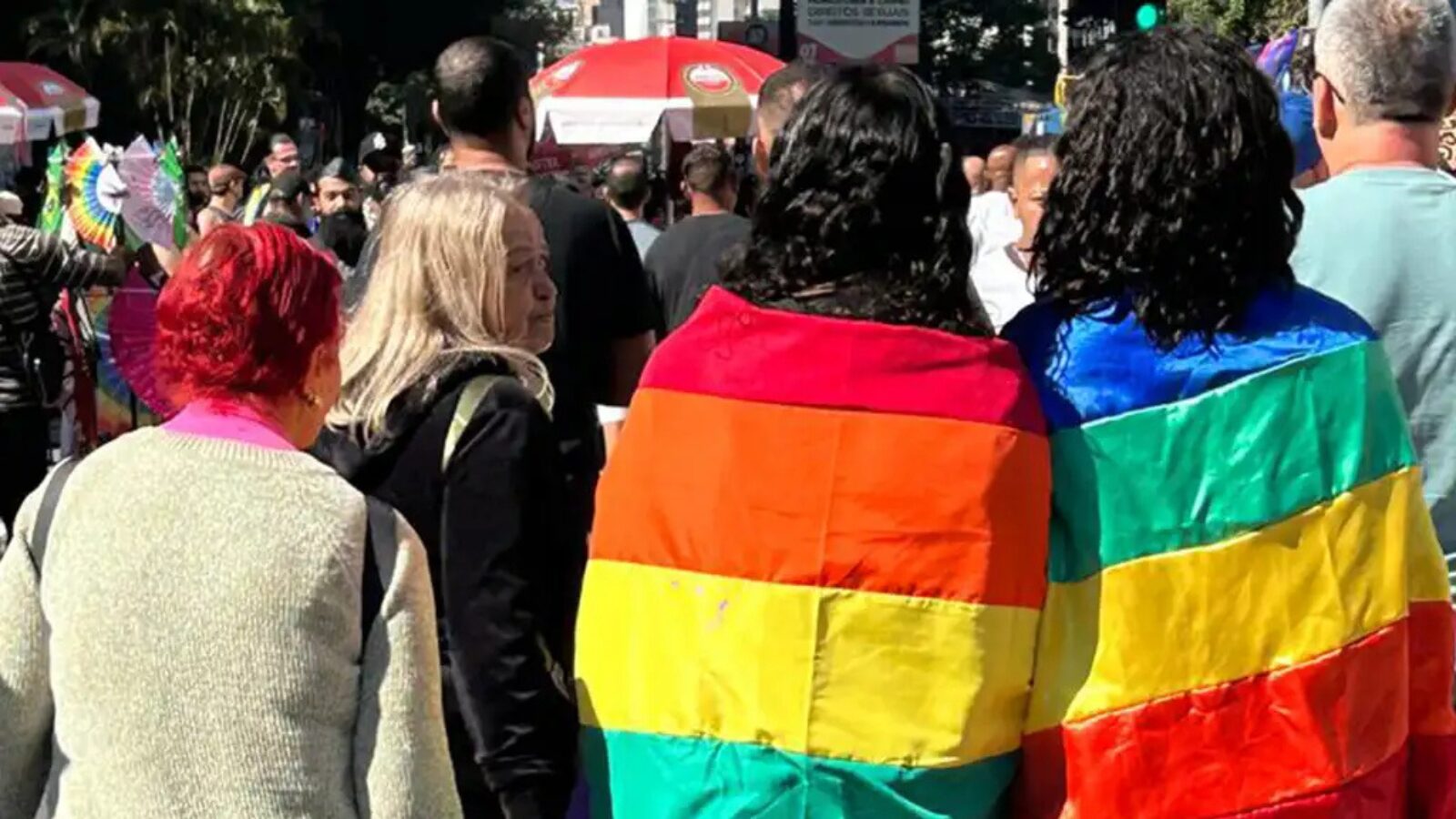 Participantes da Parada do Orgulho LGBT, em São Paulo, em junho deste ano.