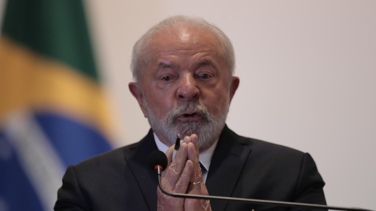 Aprovação de Lula patina a menos de um mês da eleição, diz Quaest