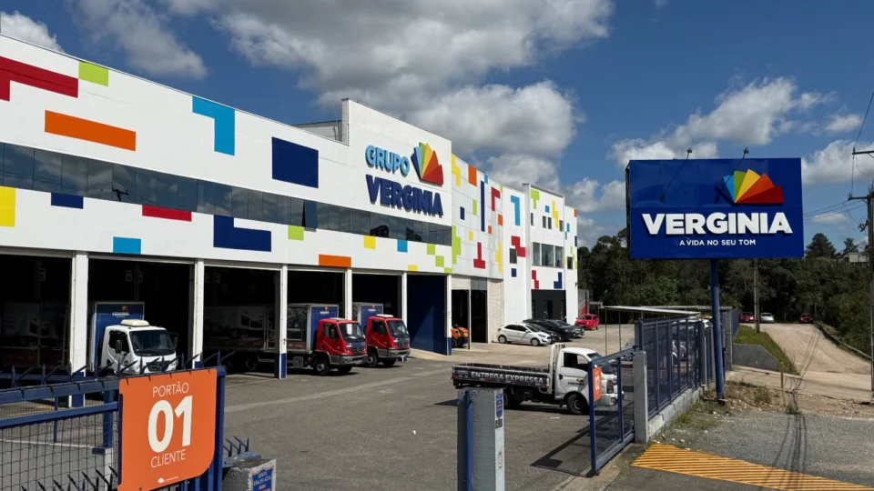 Tintas Verginia é certificada Empresa B e estreia com campanha no Centro de Curitiba