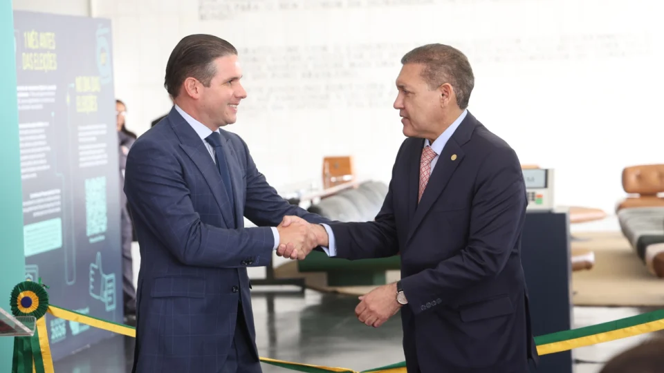Motta e Nunes Marques