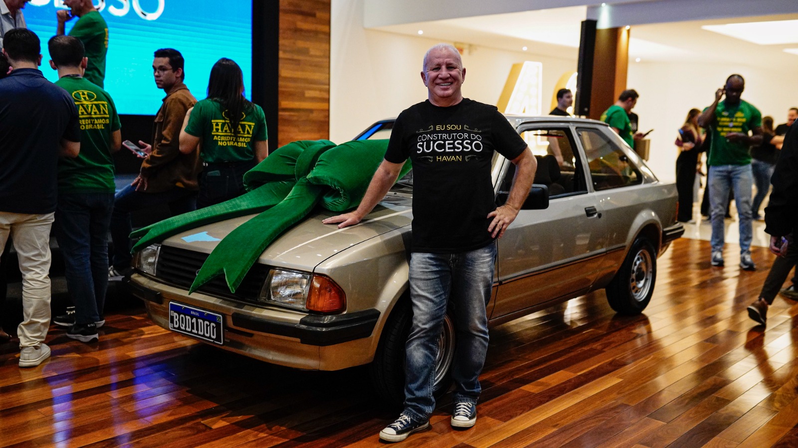 O Escort GL 1984 resgatou uma lembrança de 1987 e marcou os 40 anos de trajetória de Paza na Havan.