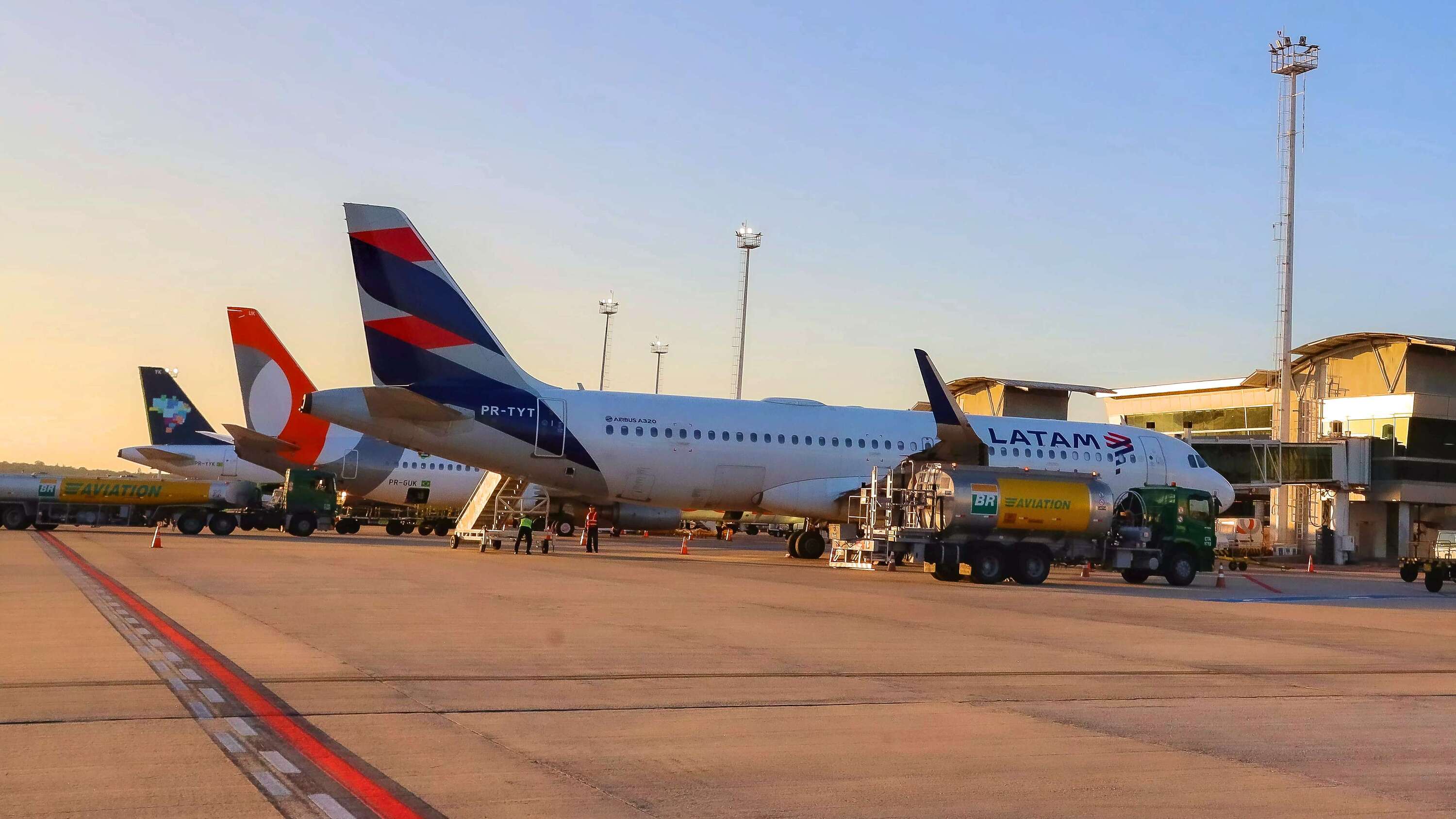 Passagens aéreas podem ficar até 16% mais caras com reforma tributária