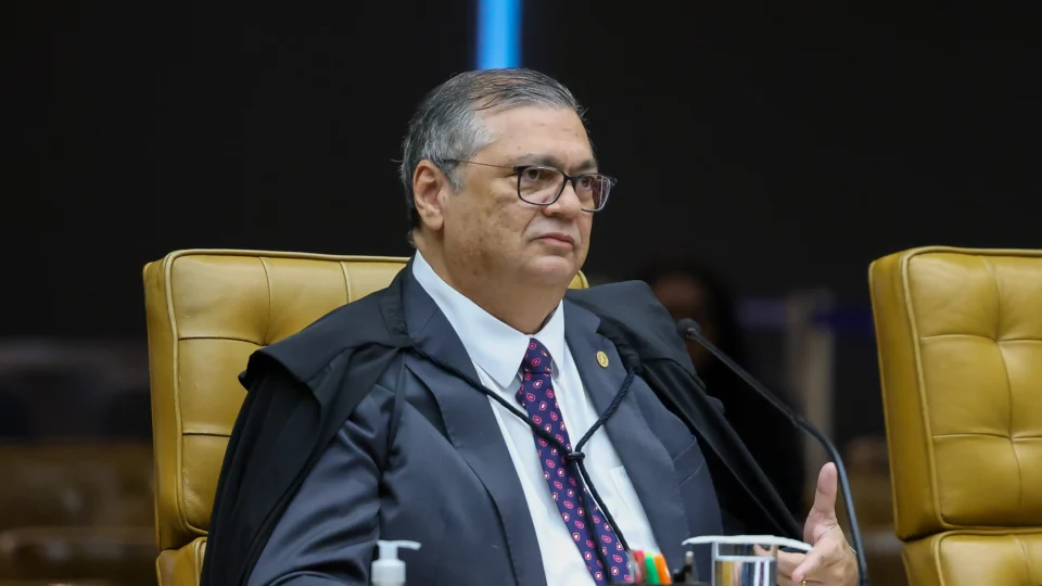 Partido divulgou nota após ministro indicado por Lula derrubar decisão de Mendonça e reintegrar Andrei.