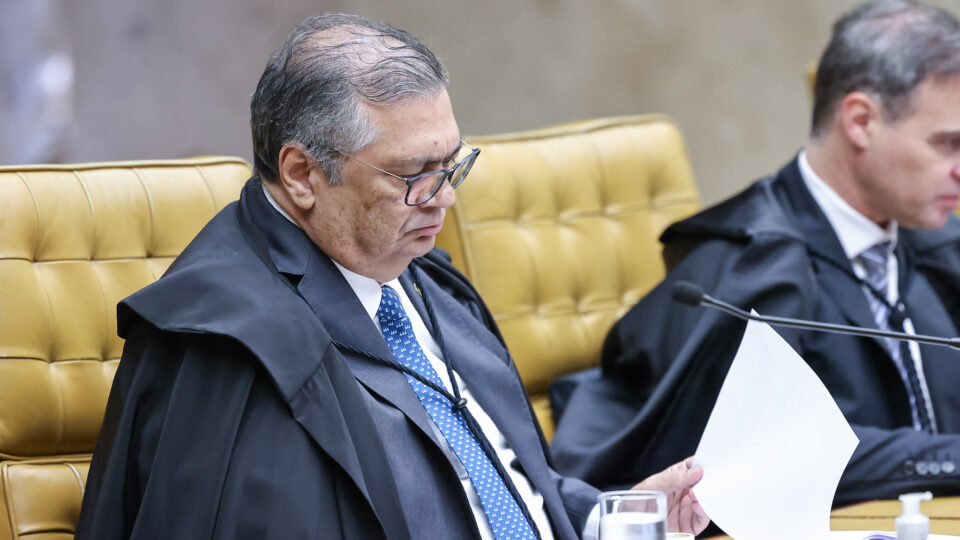 Flávio Dino anula afastamento do diretor-geral da Polícia Federal