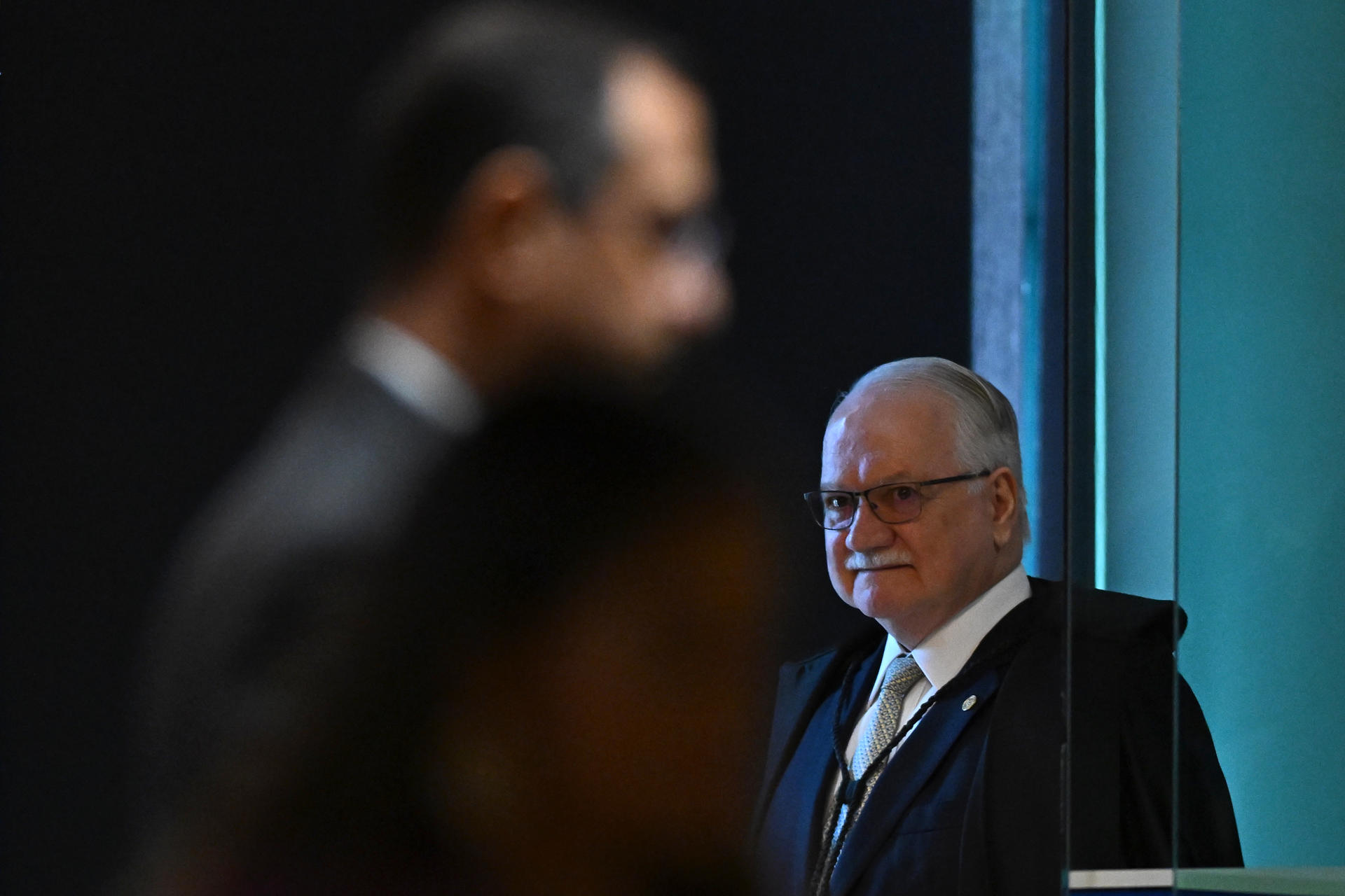 Fachin convoca sessão no STF para analisar pedido de investigação contra Moraes