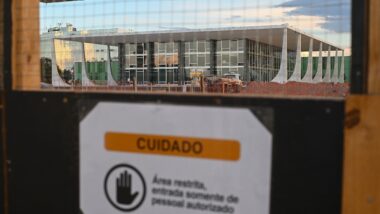 Levantamento mostra o posicionamento de 222 candidatos sobre o impeachment de ministros do STF