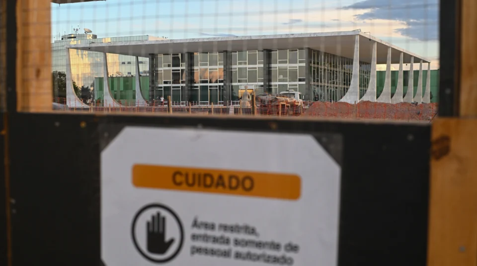 Levantamento mostra o posicionamento de 222 candidatos sobre o impeachment de ministros do STF
