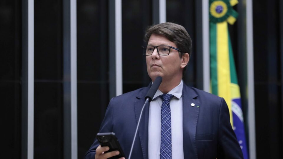 Mario Frias chama operação da PF de “cortina de fumaça” e nega irregularidades