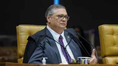 flavio dino karina gama delação premiada
